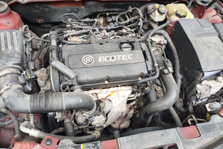 Used Buick Regal 2015 1.6T Leading Technology Model Engine Bay