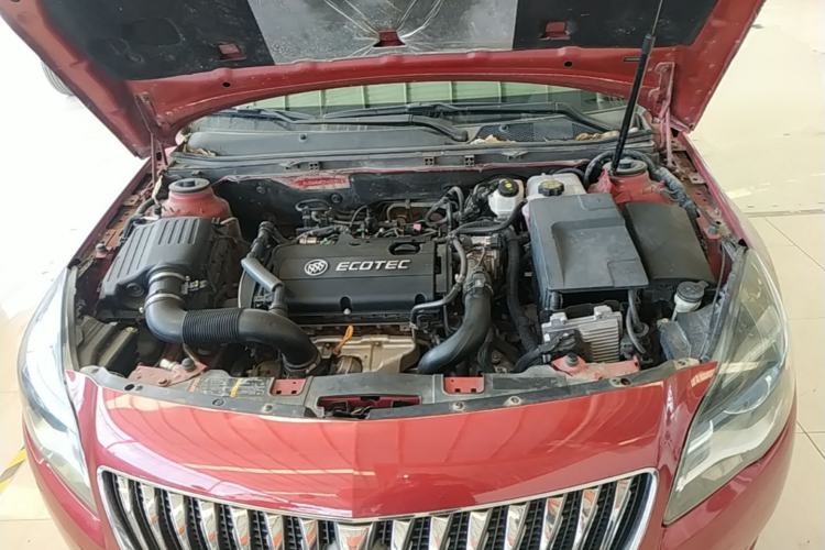 Used Buick Regal 2015 1.6T Leading Technology Model Engine Bay