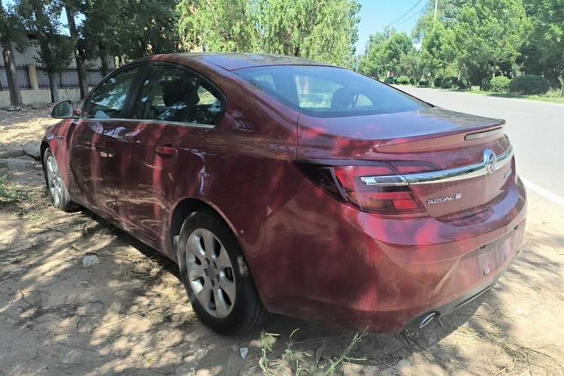 Used Buick Regal 2015 1.6T Leading Technology Model Exterior 2