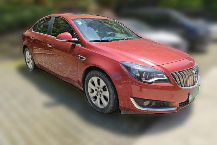 Used Buick Regal 2015 1.6T Elite Tech Model Front Right 45 Deg