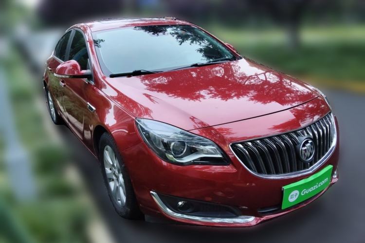 Used Buick Regal 2015 1.6T Elite Tech Model Front Right 45 Deg