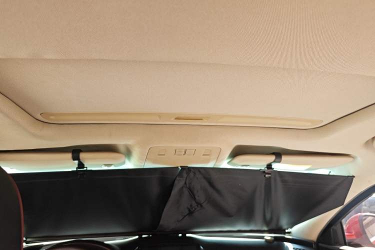 Used Buick Regal 2015 2.0L Leading Fashion Edition Headliner