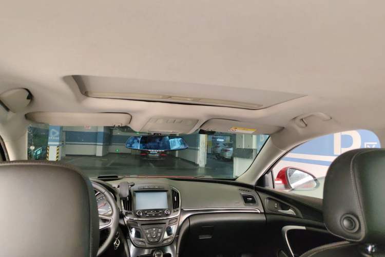 Used Buick Regal 2015 1.6T Leading Technology Model Headliner