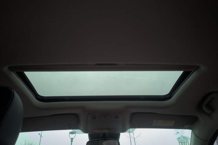 Used Buick Regal 2015 1.6T Elite Tech Model Headliner