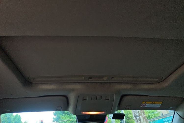 Used Buick Regal 2015 2.0L Elite Fashion Edition Headliner
