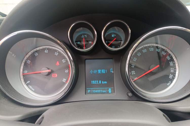 Used Buick Regal 2015 1.6T Fashion Tech Model Instrument Cluster