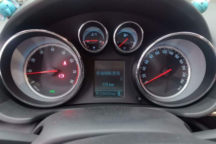 Used Buick Regal 2015 1.6T Leading Technology Model Instrument Cluster