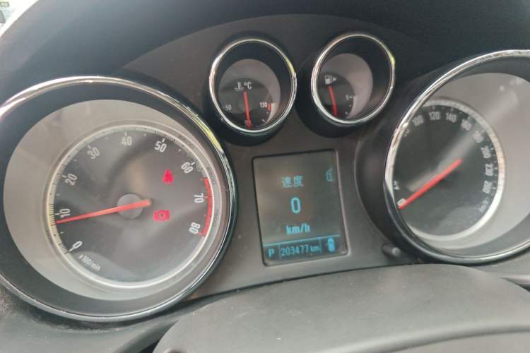 Used Buick Regal 2015 1.6T Fashion Tech Model Instrument Cluster
