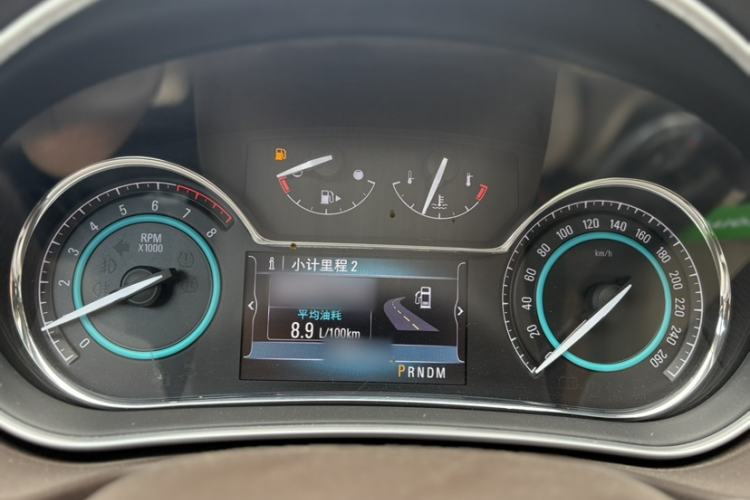 Used Buick Regal 2015 2.0L Elite Fashion Edition Instrument Cluster