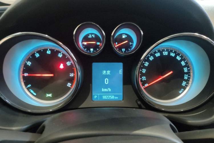 Used Buick Regal 2015 1.6T Leading Technology Model Instrument Cluster