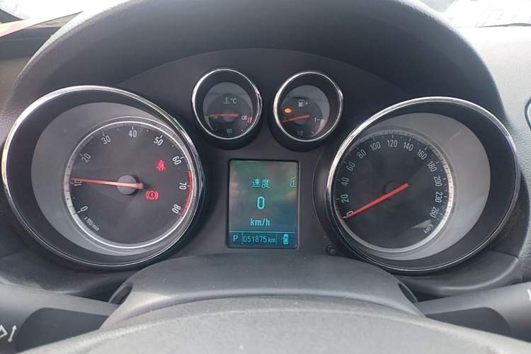 Used Buick Regal 2015 1.6T Leading Technology Model Instrument Cluster