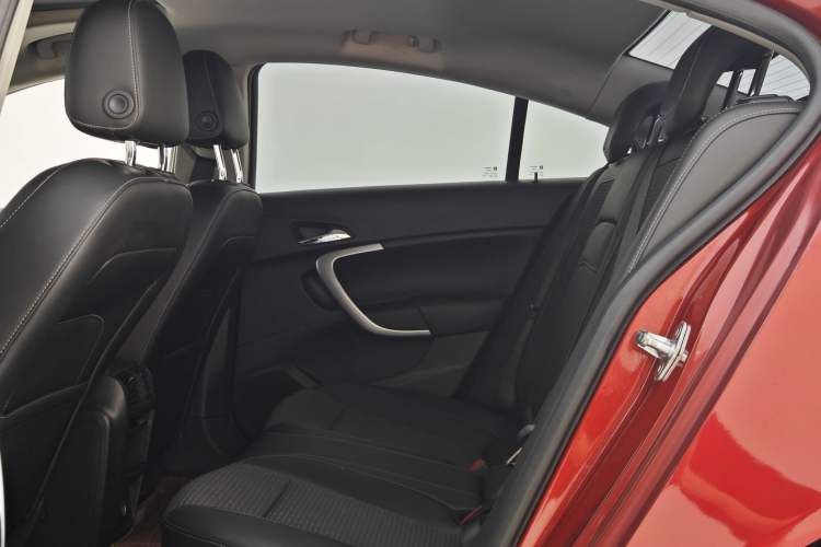 Used Buick Regal 2015 1.6T Leading Technology Model Interior 3