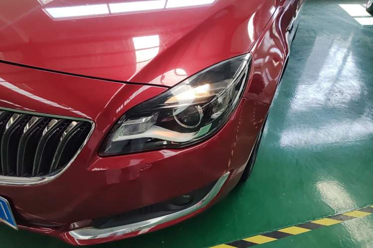 Used Buick Regal 2015 1.6T Leading Technology Model Left Front Headlight