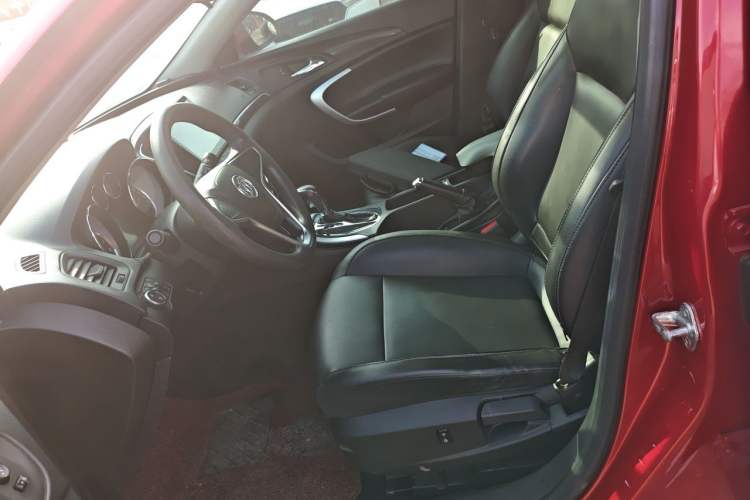Used Buick Regal 2015 1.6T Leading Technology Model Left Front Seat