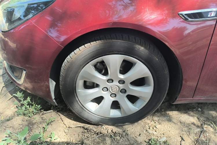 Used Buick Regal 2015 1.6T Leading Technology Model Left Front Wheel Hub