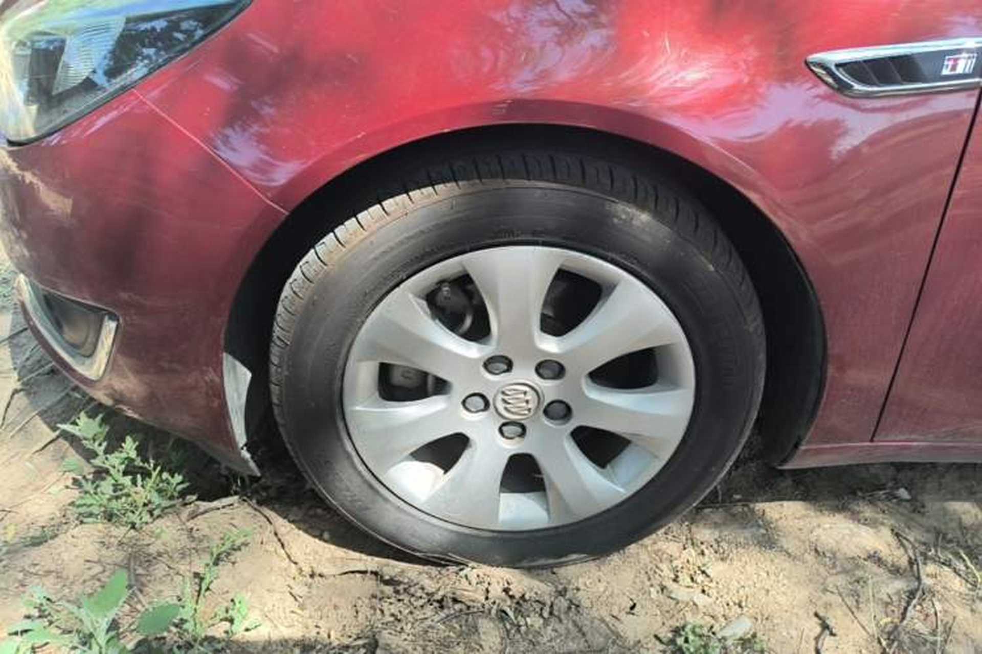 Used Buick Regal 2015 1.6T Leading Technology Model Left Front Wheel Hub