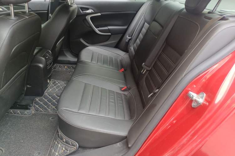 Used Buick Regal 2015 1.6T Fashion Tech Model Left Rear Seat