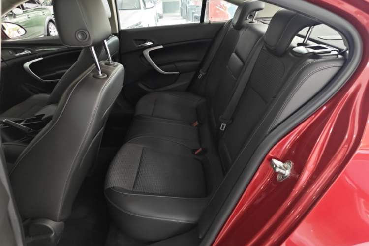 Used Buick Regal 2015 1.6T Leading Technology Model Left Rear Seat