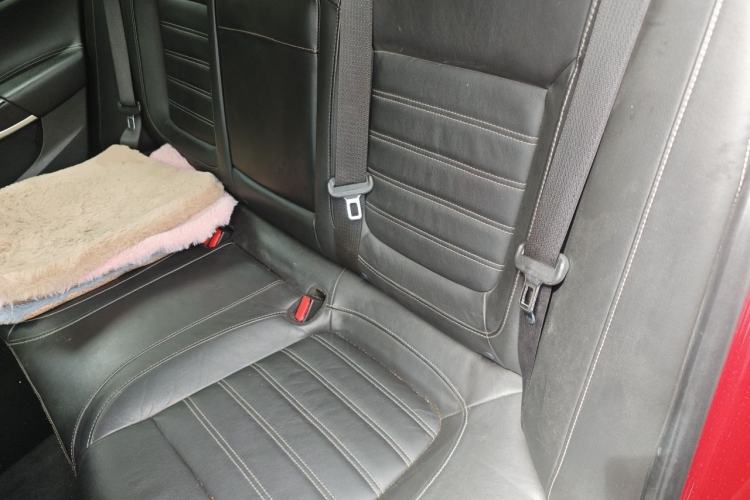 Used Buick Regal 2015 1.6T Fashion Tech Model Left Rear Seat