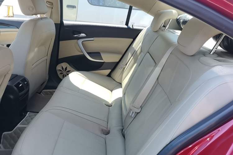 Used Buick Regal 2015 2.0L Elite Fashion Edition Left Rear Seat