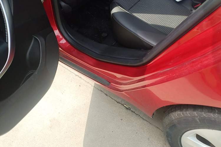 Used Buick Regal 2015 1.6T Leading Technology Model Left Side Sill