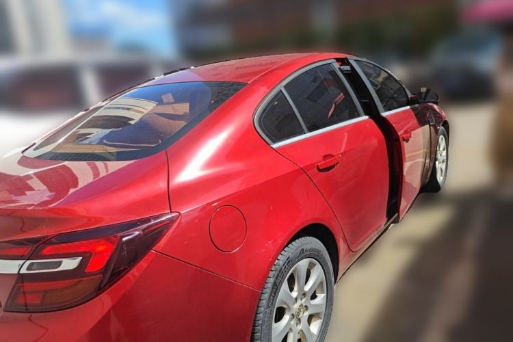 Used Buick Regal 2015 2.0L Leading Fashion Edition Rear Right 45 Deg