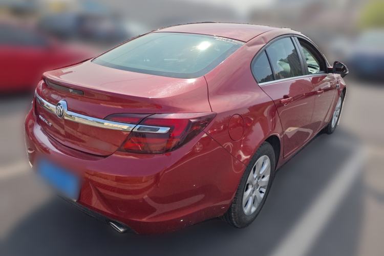 Used Buick Regal 2015 1.6T Leading Technology Model Rear Right 45 Deg
