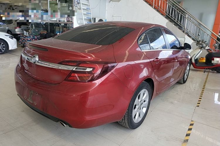 Used Buick Regal 2015 1.6T Leading Technology Model Rear Right 45 Deg