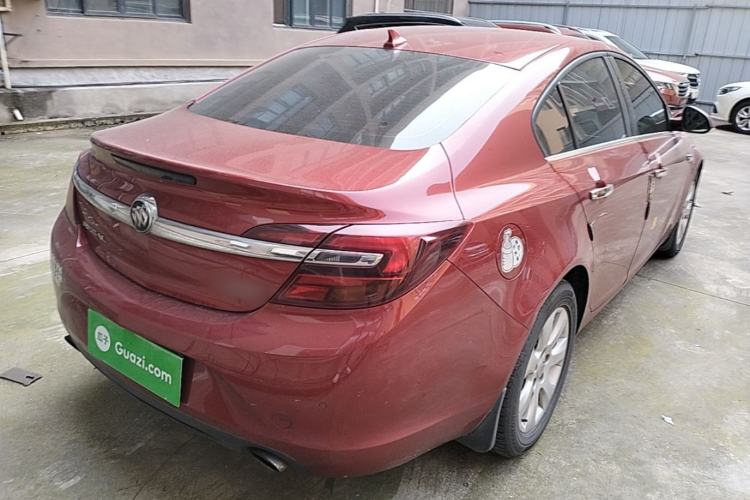 Used Buick Regal 2015 2.0L Leading Fashion Edition Rear Right 45 Deg