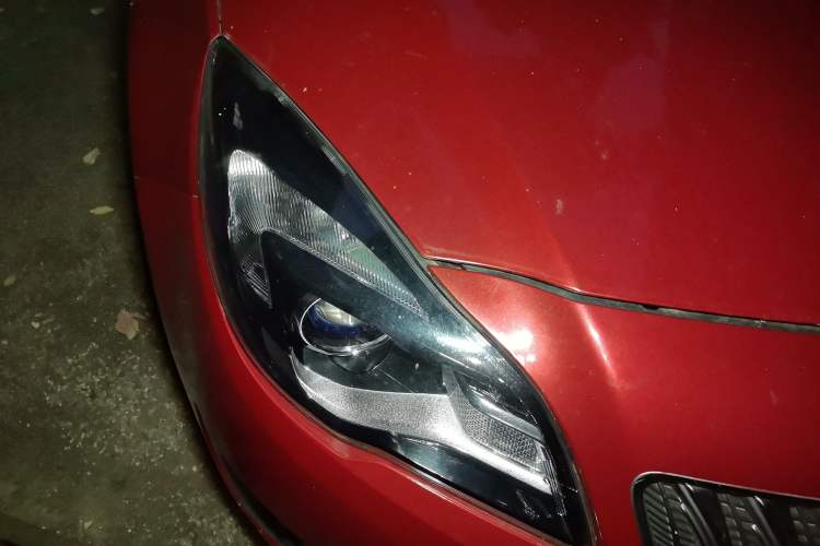 Used Buick Regal 2015 1.6T Elite Tech Model Right Front Headlight