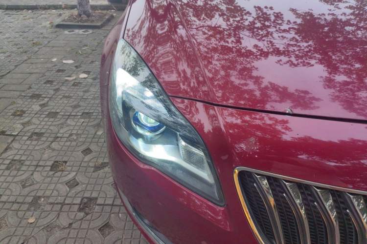 Used Buick Regal 2015 1.6T Elite Tech Model Right Front Headlight