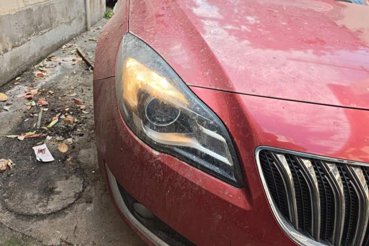 Used Buick Regal 2015 2.0L Elite Fashion Edition Right Front Headlight