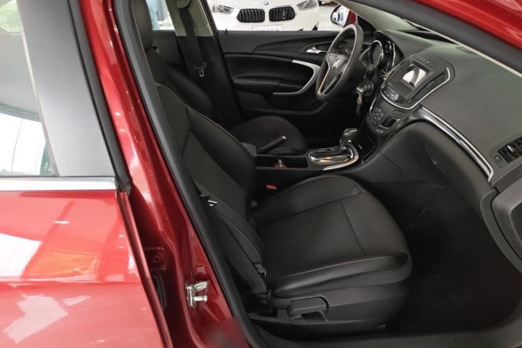 Used Buick Regal 2015 1.6T Leading Technology Model Right Front Seat