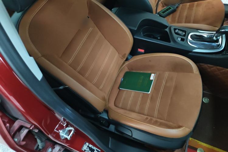 Used Buick Regal 2015 1.6T Elite Tech Model Right Front Seat