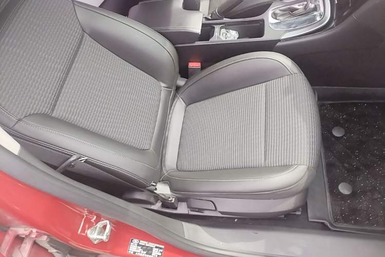 Used Buick Regal 2015 1.6T Leading Technology Model Right Front Seat