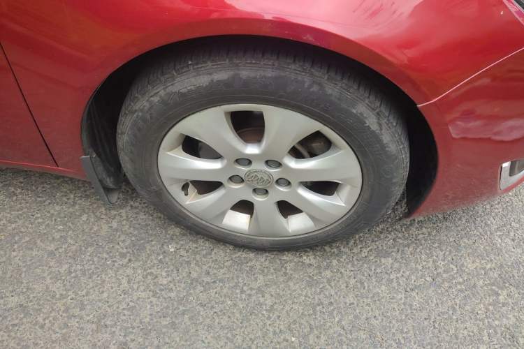 Used Buick Regal 2015 1.6T Elite Tech Model Right Front Wheel Hub