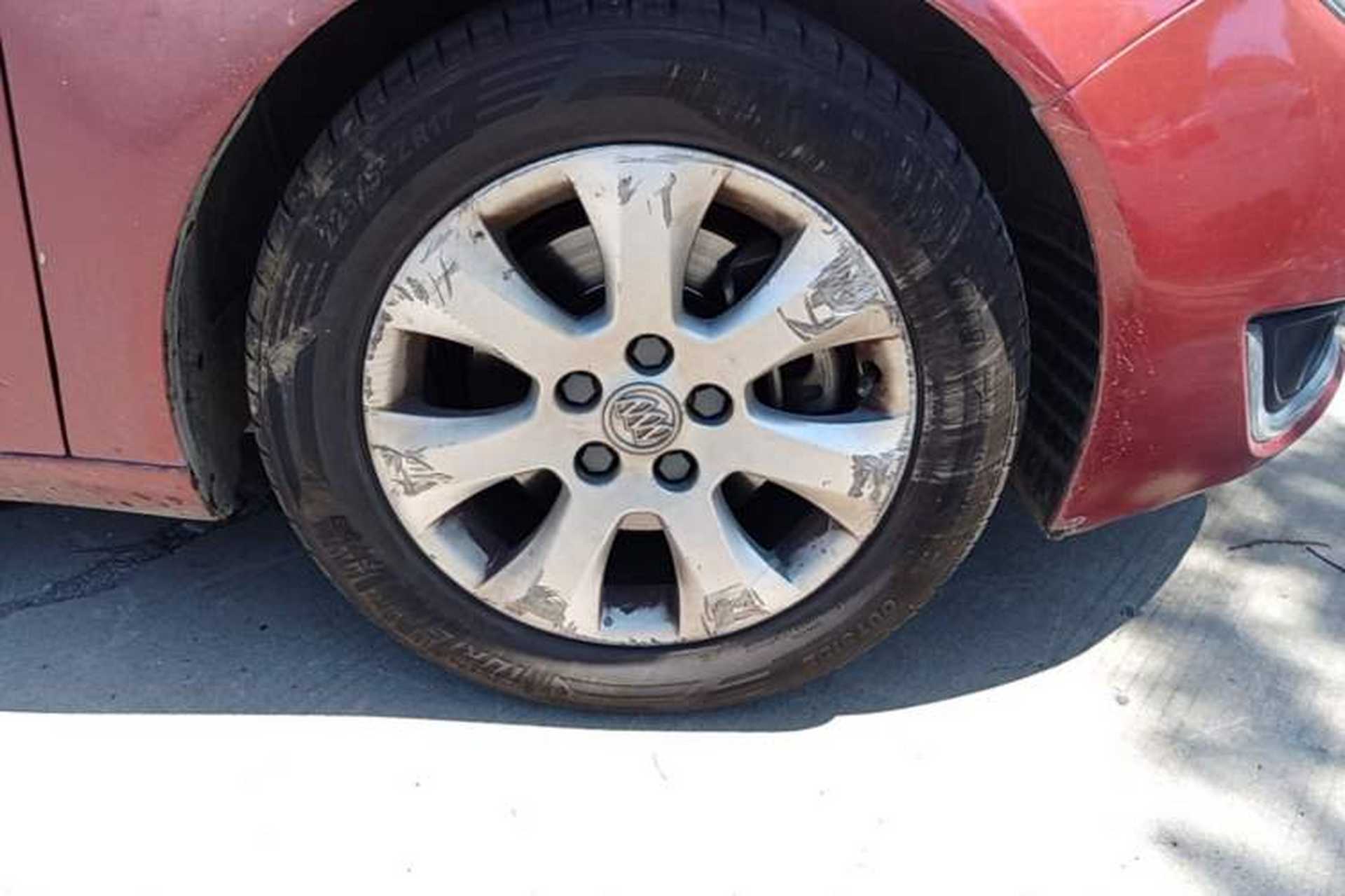 Used Buick Regal 2015 1.6T Elite Tech Model Right Front Wheel Hub
