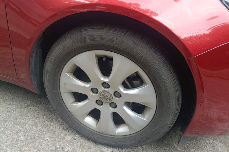 Used Buick Regal 2015 1.6T Fashion Tech Model Right Front Wheel Hub