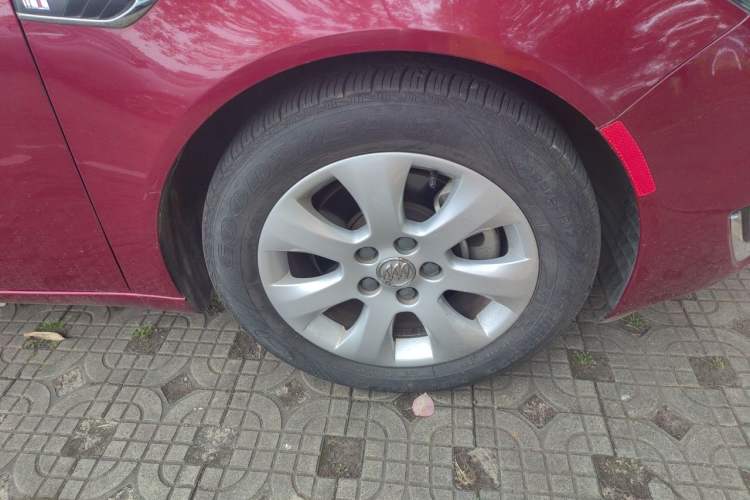 Used Buick Regal 2015 1.6T Elite Tech Model Right Front Wheel Hub