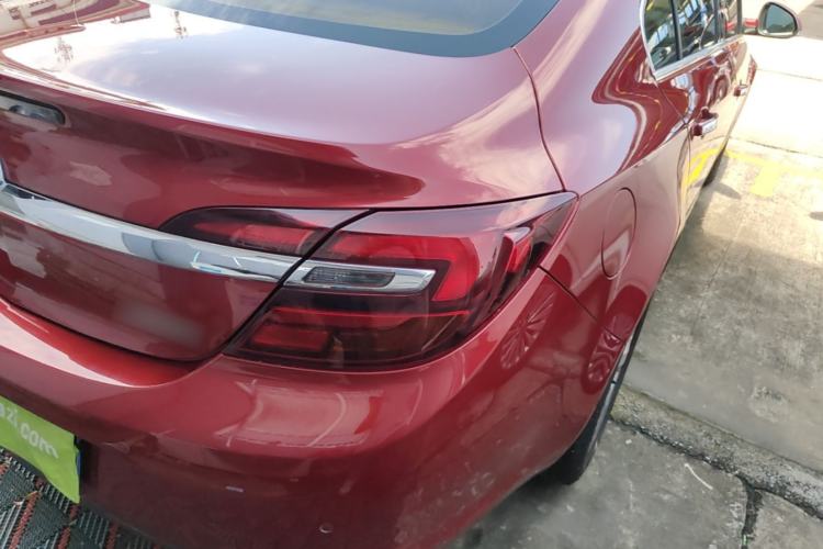Used Buick Regal 2015 2.0L Elite Fashion Edition Right Rear Taillight