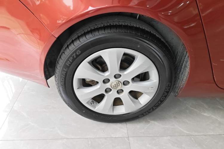 Used Buick Regal 2015 1.6T Leading Technology Model Right Rear Wheel Hub
