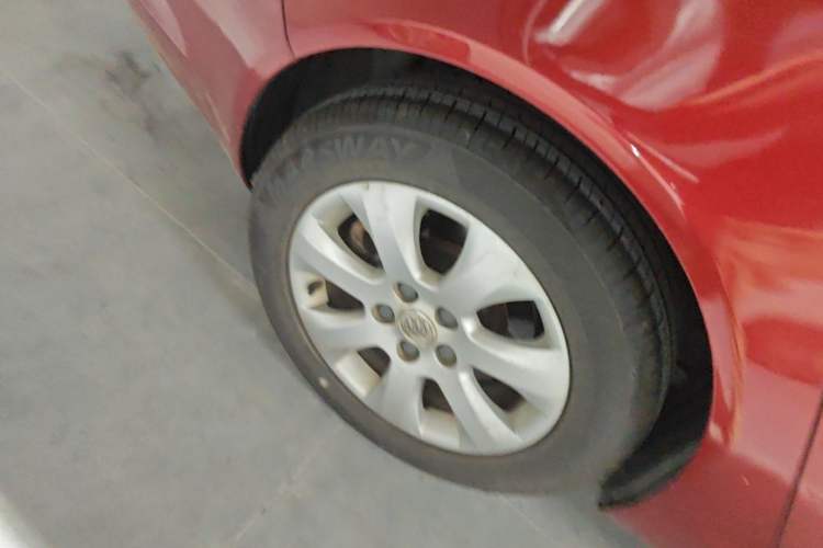 Used Buick Regal 2015 1.6T Leading Technology Model Right Rear Wheel Hub