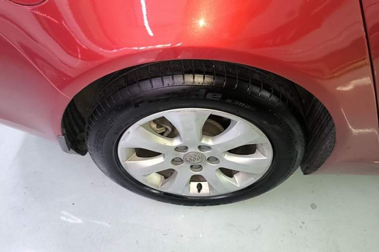 Used Buick Regal 2015 2.0L Elite Fashion Edition Right Rear Wheel Hub