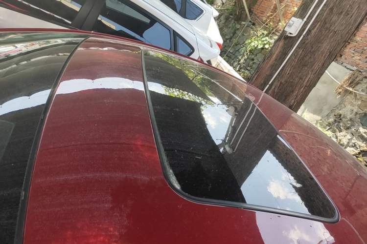 Used Buick Regal 2015 2.0L Leading Fashion Edition Roof