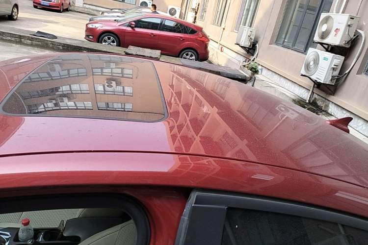 Used Buick Regal 2015 2.0L Leading Fashion Edition Roof