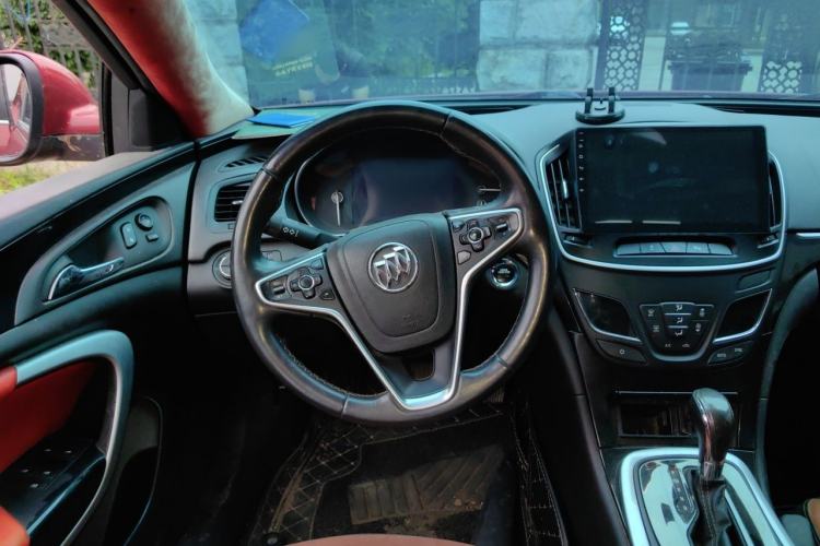 Used Buick Regal 2015 1.6T Elite Tech Model Steering Wheel