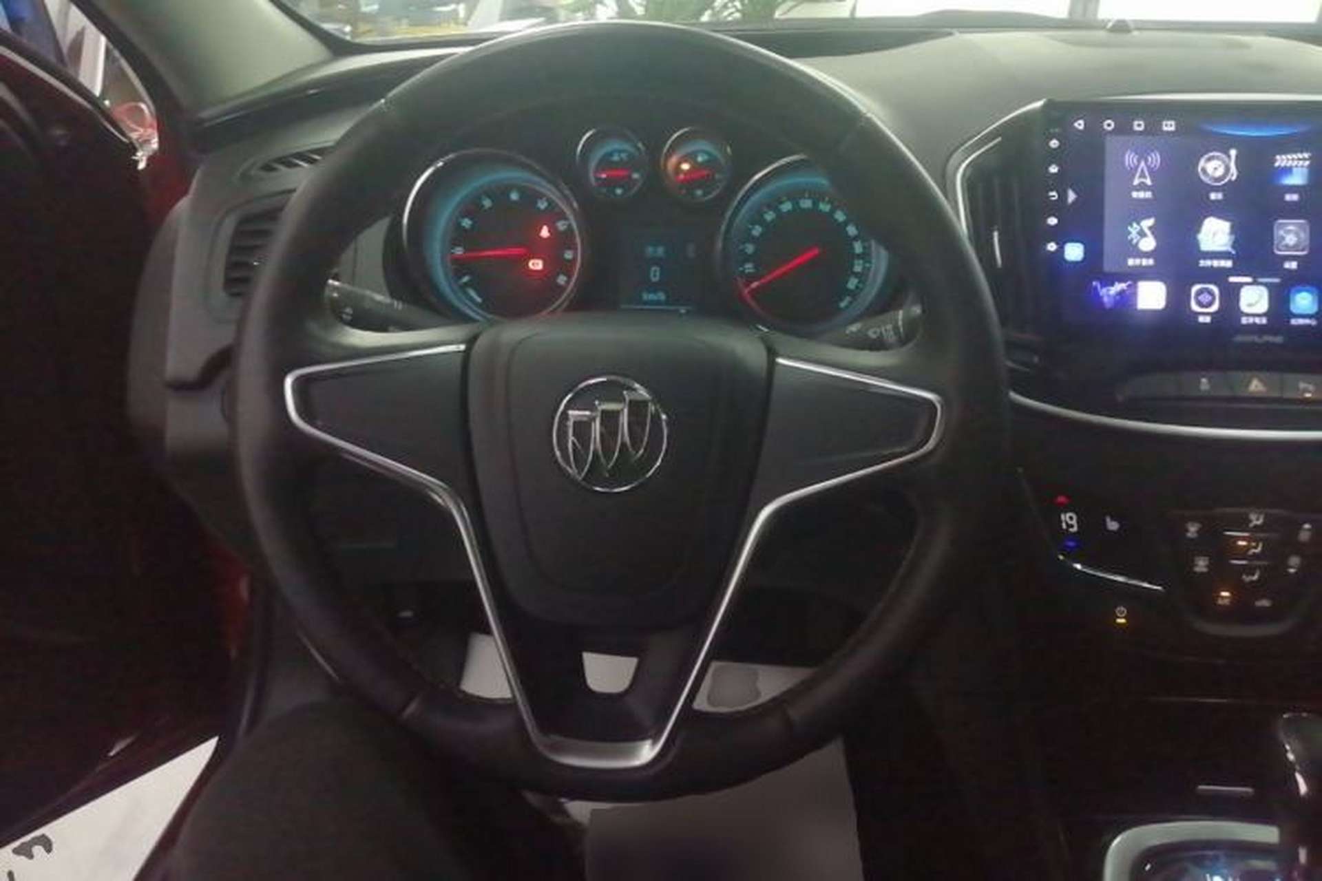 Used Buick Regal 2015 1.6T Fashion Tech Model Steering Wheel