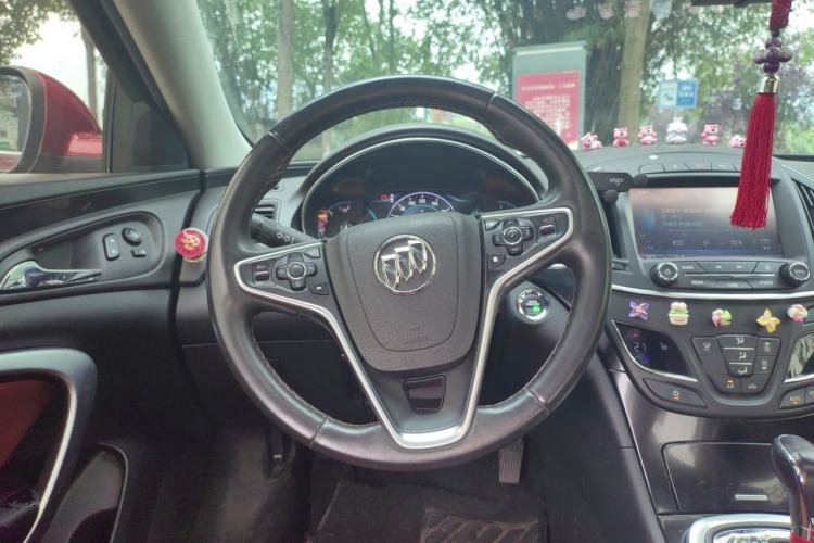 Used Buick Regal 2015 1.6T Elite Tech Model Steering Wheel