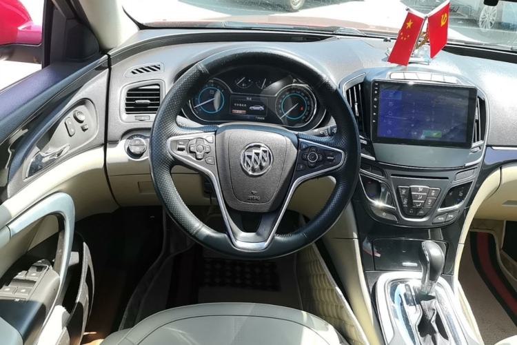 Used Buick Regal 2015 2.0L Elite Fashion Edition Steering Wheel