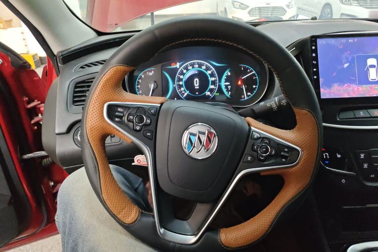 Used Buick Regal 2015 1.6T Elite Tech Model Steering Wheel